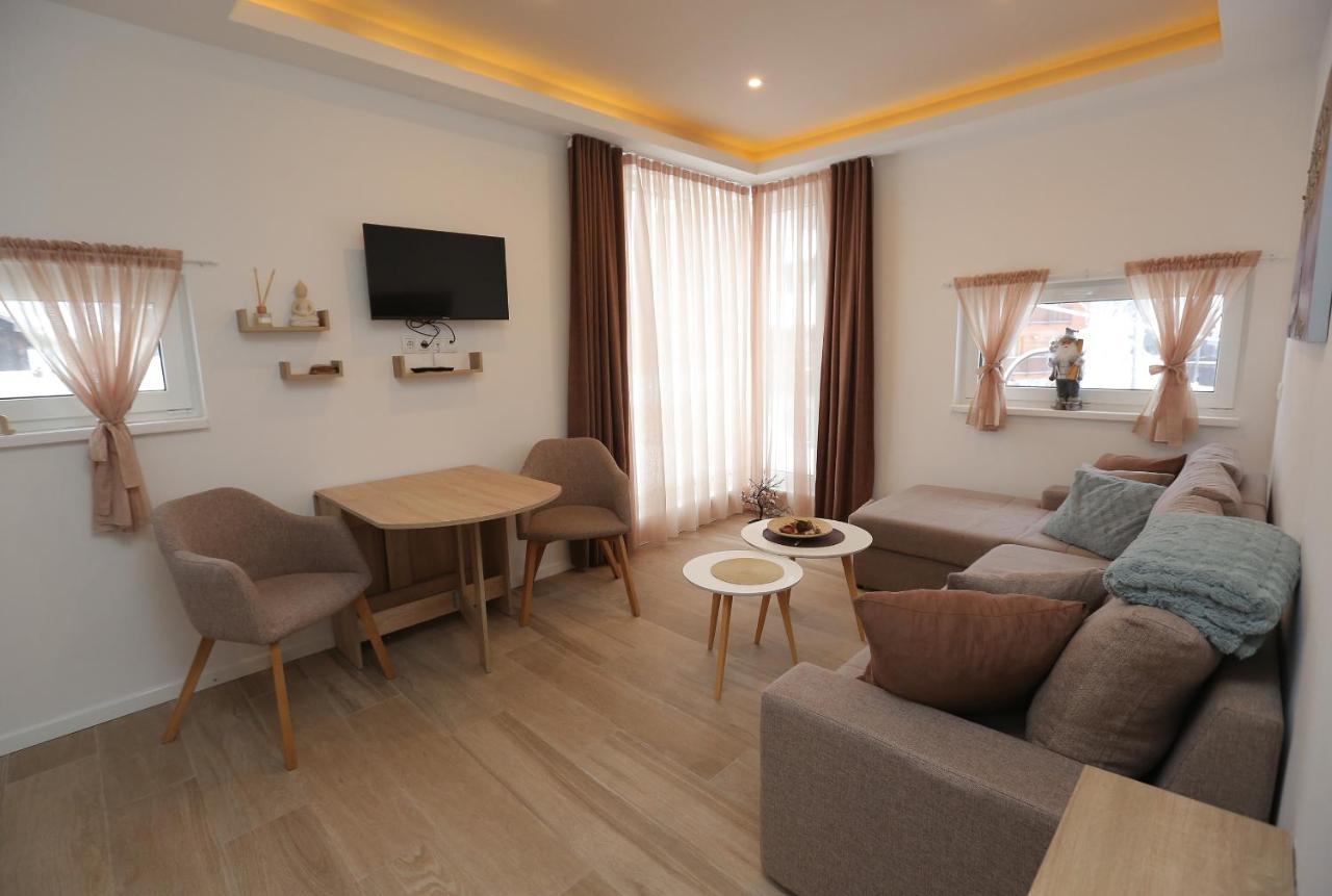 Nest Apartment ヤホリナ エクステリア 写真
