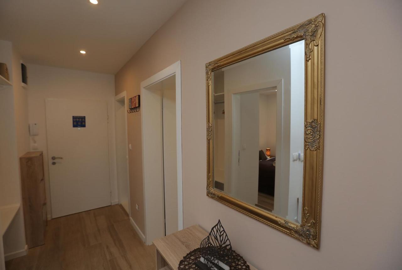 Nest Apartment ヤホリナ エクステリア 写真