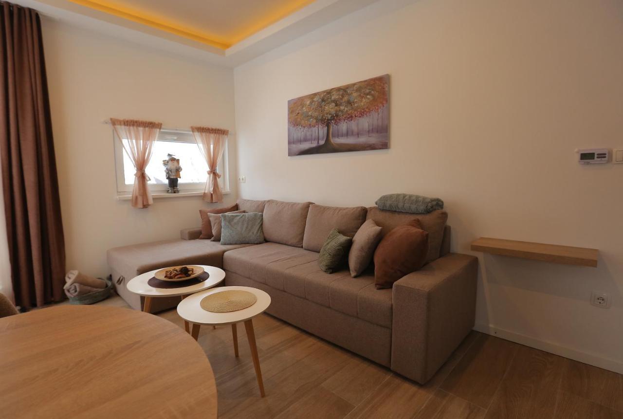 Nest Apartment ヤホリナ エクステリア 写真